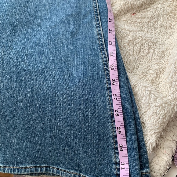 NWT ~ 20W - LEE  Legendary Flare Jeans - Mid Rise - Picture 11 of 16